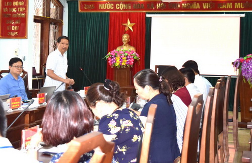 Phó cục trưởng Cục Kiểm soát TTHC Văn phòng Chính phủ Nguyễn Duy Hoàng, Trưởng đoàn công tác, phát biểu kết luận buổi làm việc với UBND thành phố Hà Giang.
