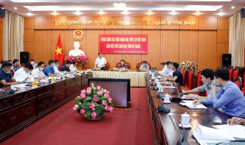 Tỉnh Hà Giang làm việc với Đoàn công tác Viện Khoa học Thủy lợi Việt Nam.